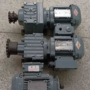 SEW减速机R37 速比11 DRS71S4两台功率370W