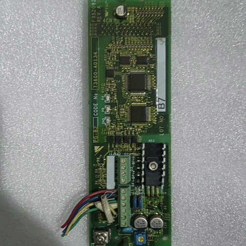 PG-B2，安川变频器，G7系列,PG反馈卡，功能包好，