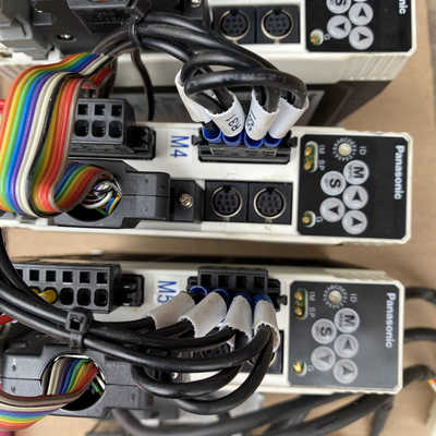 送下A4系列100W驱动器MADDT1205052