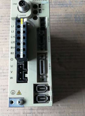 安川驱动器SGDS-01F31AY500，SGDA-01BP