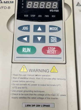 台达变频器VFD015B23A上过电没使用