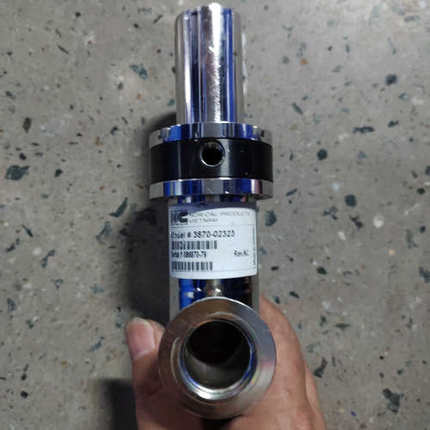 Nor-Cal真空角阀3870-02323  实物拍摄