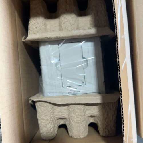 台达M系列变频器VFD022M23B-Y 未使用 实物拍