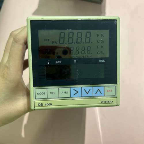 CHINO千野DB 1000温控器，型号：DB1130-00