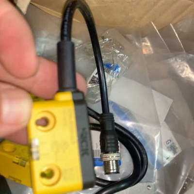 德国SICK西克1073225 1073223整套价格