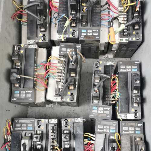 台达伺服电机750W，1KW，1.5KWASD-B2-072