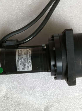 []安川伺服电机SGMAH-01AAAG141H，配HD