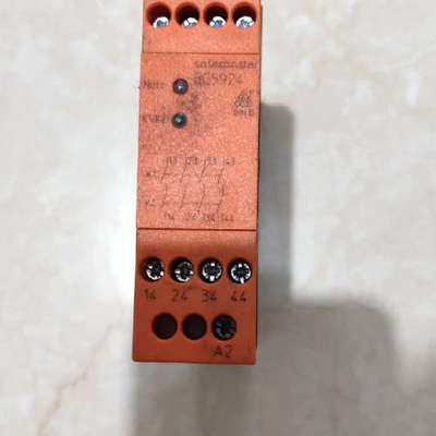 DOLD  BG5924.04/100   AC/DC 24
