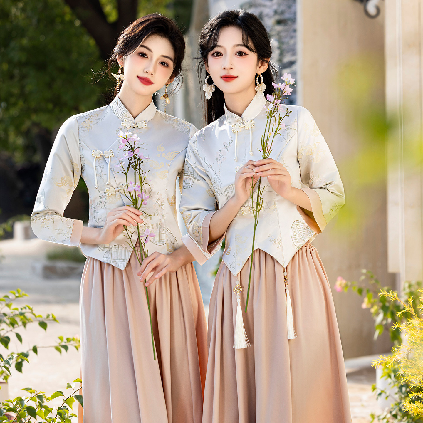 简单大方姐妹团伴娘裙女