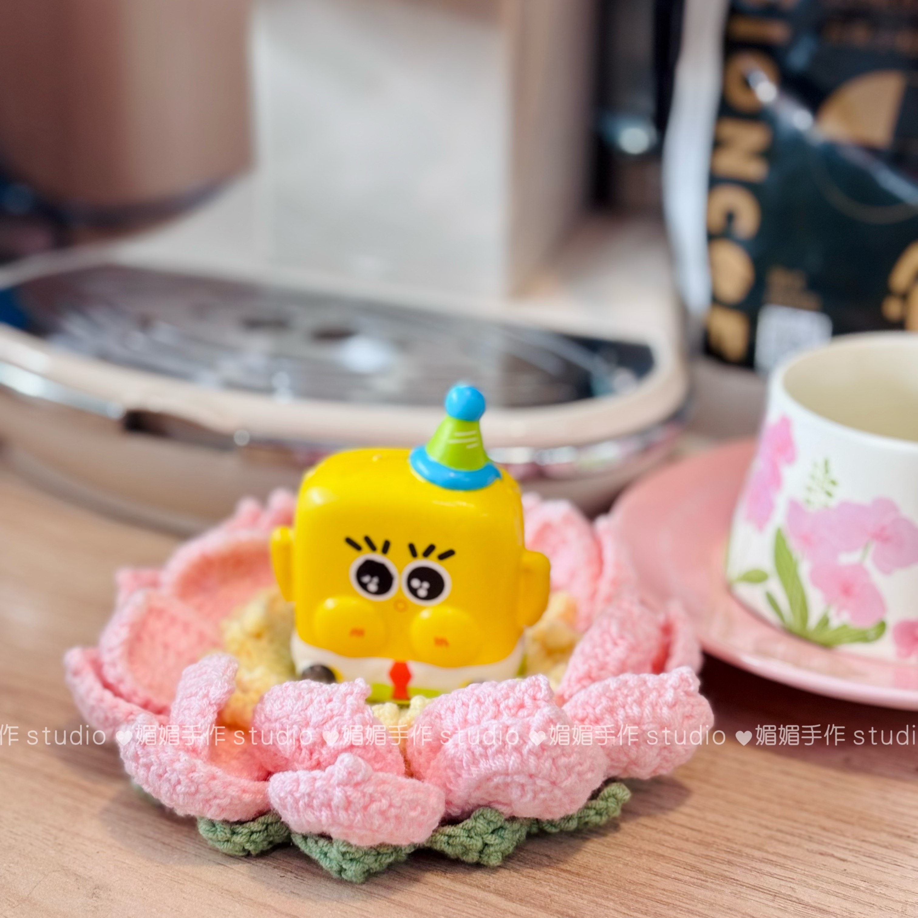 自制钩针毛线编织荷花棉花娃娃底座杯垫纯手工材料包成品礼物,服饰配件/皮带/帽子/围巾,DIY编织材料包,淘宝优惠券,粉丝福利购,淘宝优惠卷