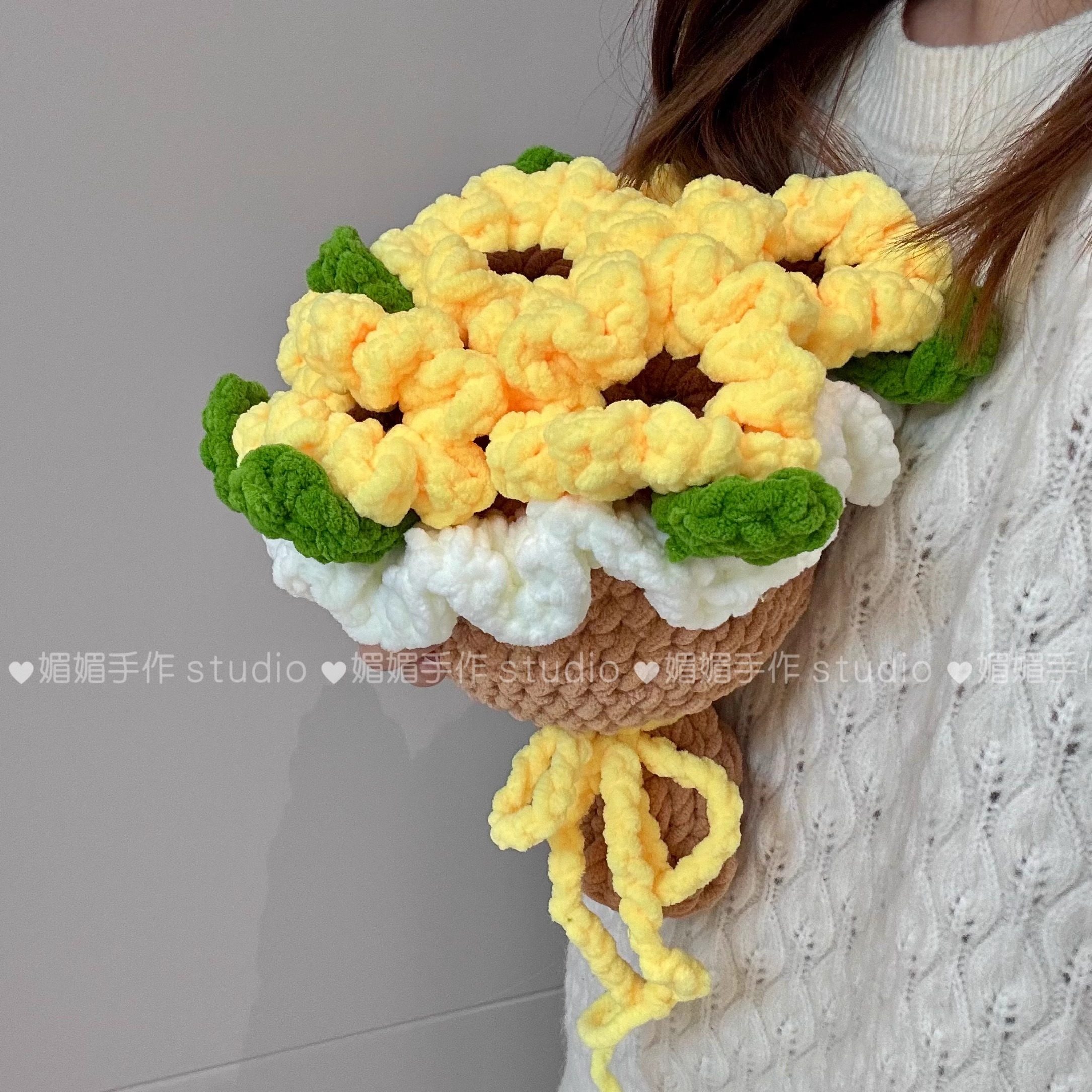 毛线手工编织向日葵手捧花束diy材料包成品钩针自制女神节礼物,服饰配件/皮带/帽子/围巾,DIY编织材料包,淘宝优惠券,粉丝福利购,淘宝优惠卷