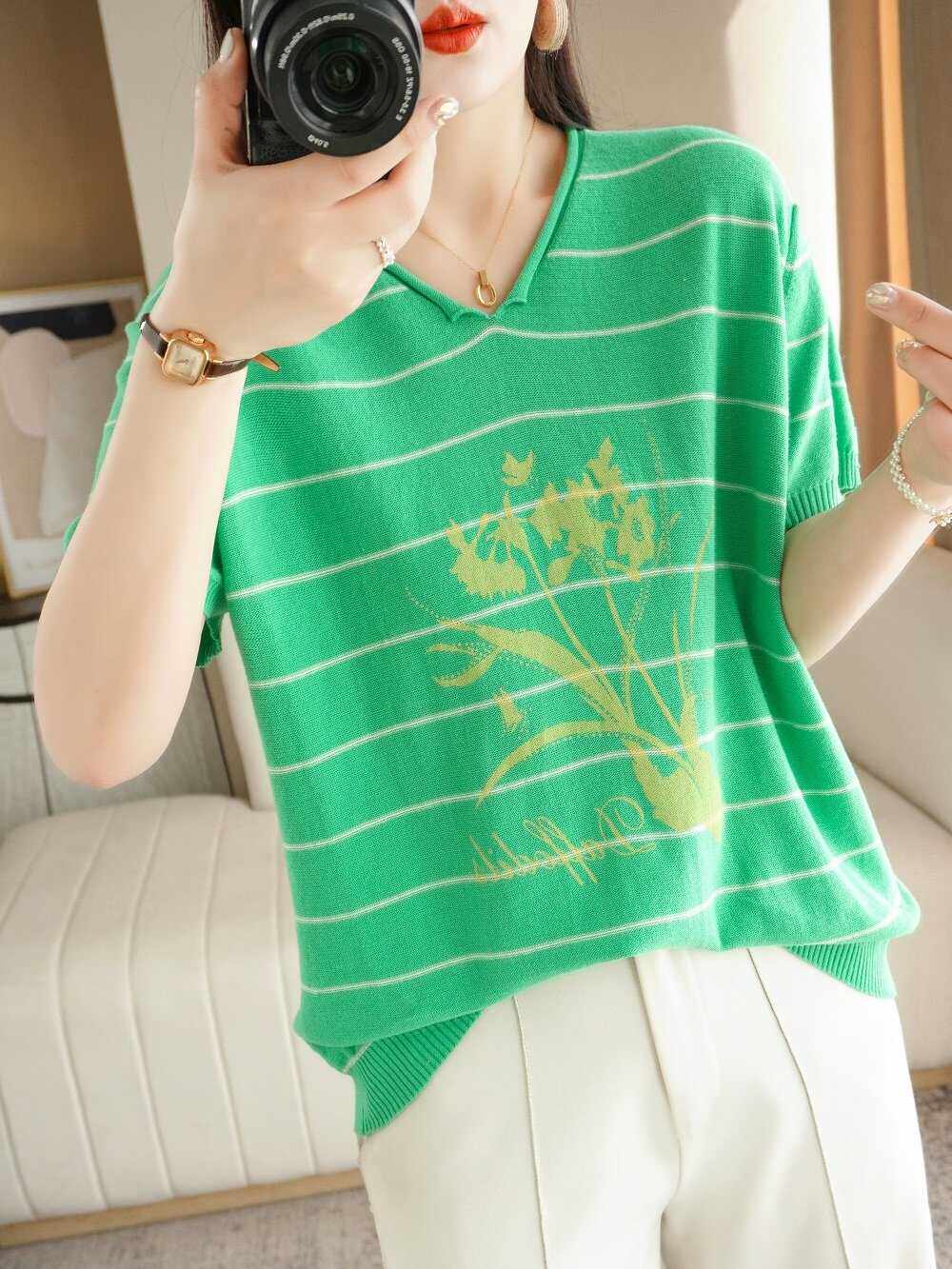 专柜正品 大码印花t桖纯棉针织衫夏打底V领条纹汗衫全棉短袖