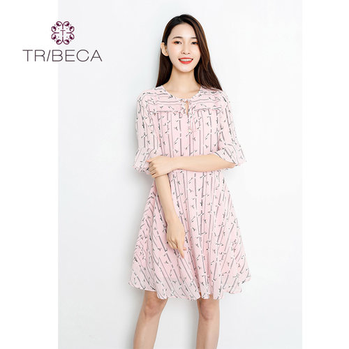 翠贝卡休闲印花连衣裙女短袖收腰