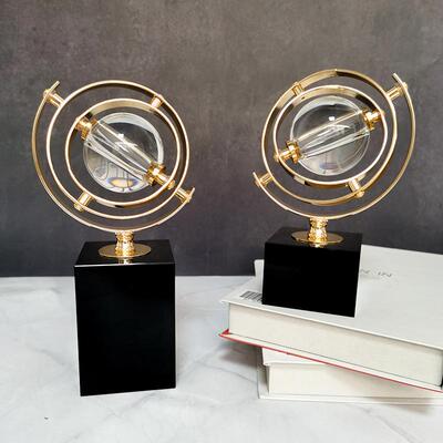 轻家关居摆件玄厅会所办公室桌面装饰品创意大JJJ奢理石水晶地客