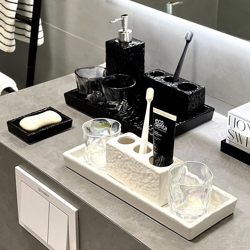 轻奢高级感牙刷置物架化妆室浴室洗漱套装洗漱台漱口杯收纳托盘
