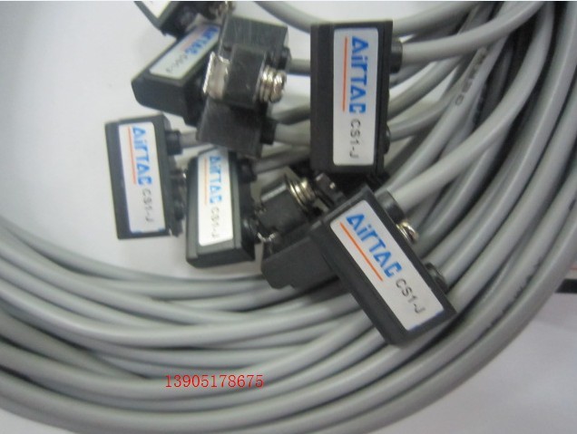 亚德客磁性开关CS1-J 气缸感应器CS1-F CJS1-S CS1-G 进口配件