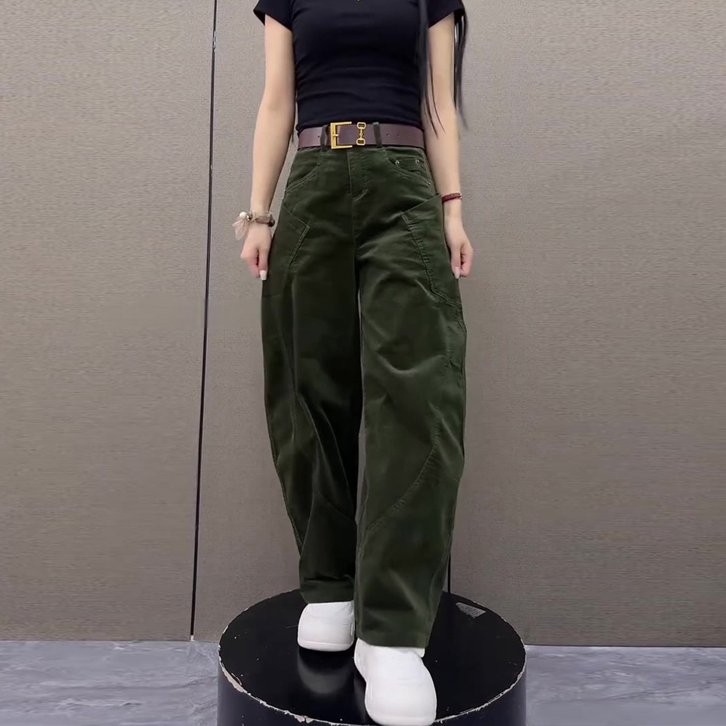 美式复古灯芯绒工装裤女冬季2025新款高腰显瘦加绒休闲阔腿弯刀裤,女装/女士精品,大码裤装,淘宝优惠券,粉丝福利购,淘宝优惠卷