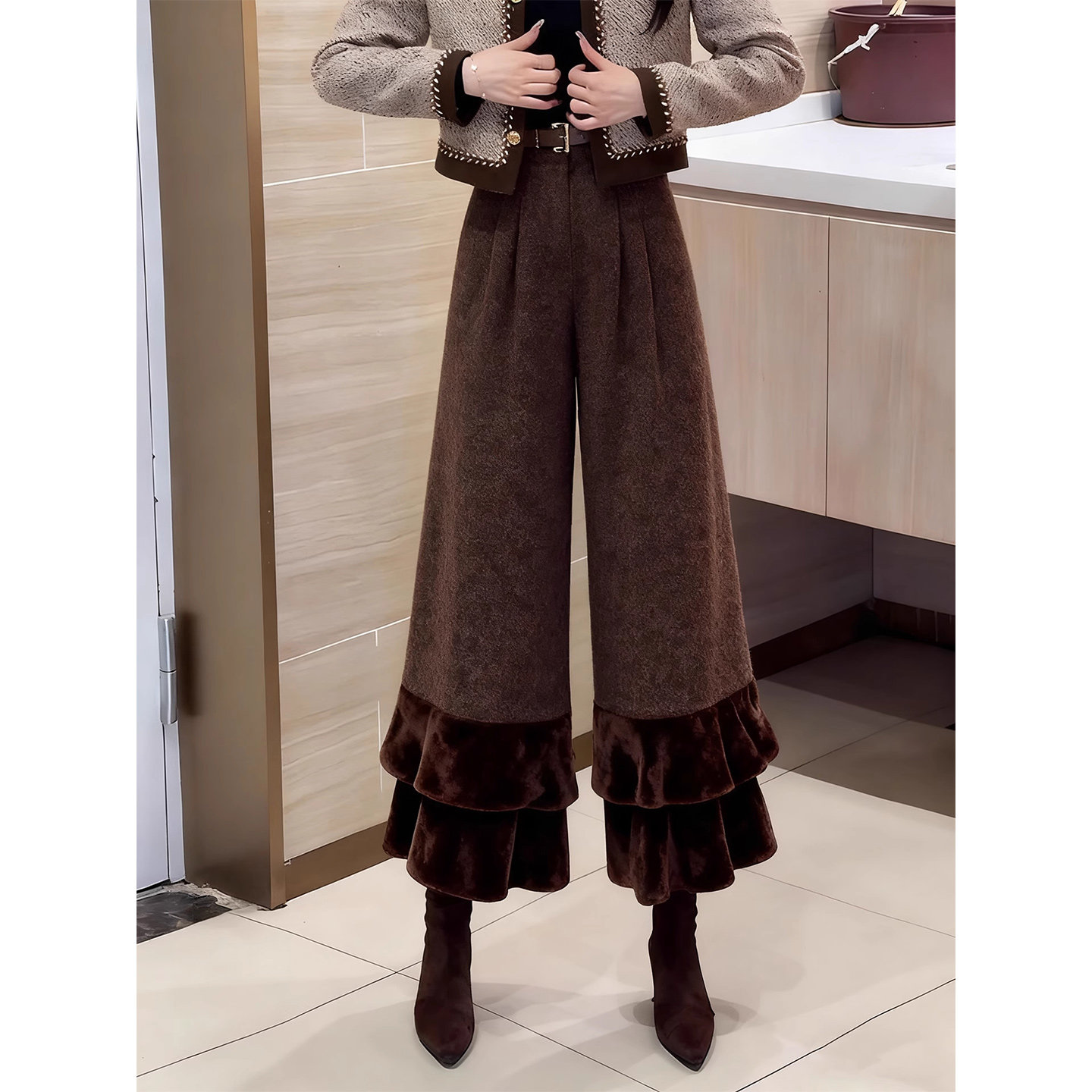 咖色荷叶边拼接毛呢阔腿裤女冬季2025新款宽松加绒设计感九分裤子,女装/女士精品,大码裤装,淘宝优惠券,粉丝福利购,淘宝优惠卷