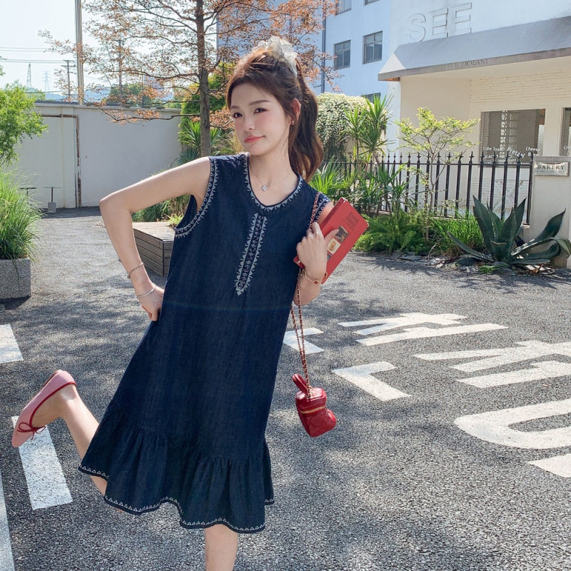 实拍深蓝色连衣裙女2026