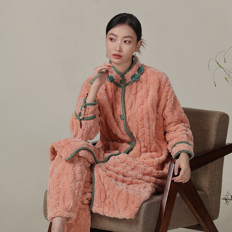 松子殼秋冬季珊瑚絨睡衣女法蘭絨睡袍加絨加厚保暖長款套裝家居服