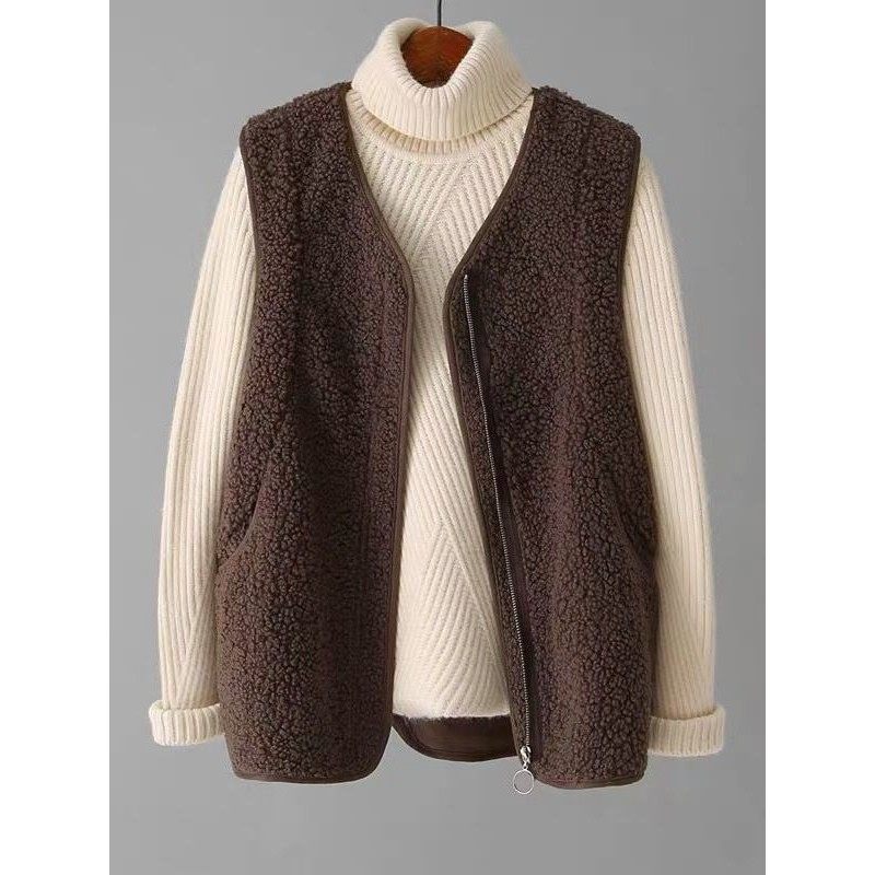 羊羔毛马甲女秋冬外穿2025新款妈妈马夹坎肩保暖叠穿无袖短款外套,女装/女士精品,羽绒服,淘宝优惠券,粉丝福利购,淘宝优惠卷