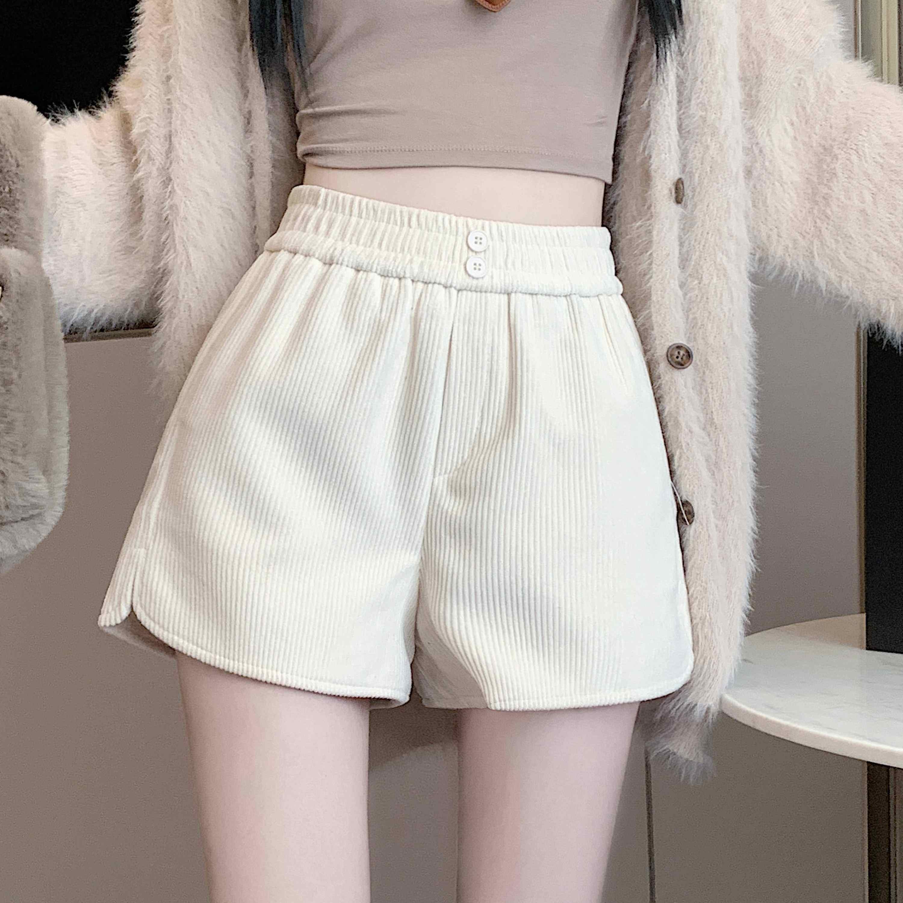 外穿大码胖mm灯芯绒休闲短裤女春季新款小个子显瘦内搭直筒热短裤,女装/女士精品,大码裤装,淘宝优惠券,粉丝福利购,淘宝优惠卷