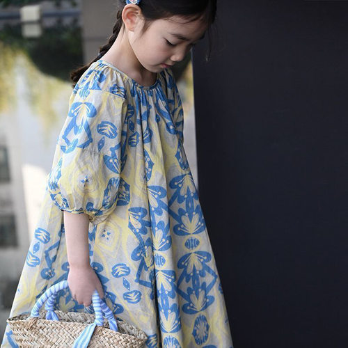 女童连衣裙2025新款洋气儿童裙子春夏装女孩公主裙泡泡袖花长裙