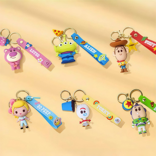 迪士尼正版挂件玩具总动员胡迪巴斯光年草莓熊三眼仔牧羊女钥匙扣