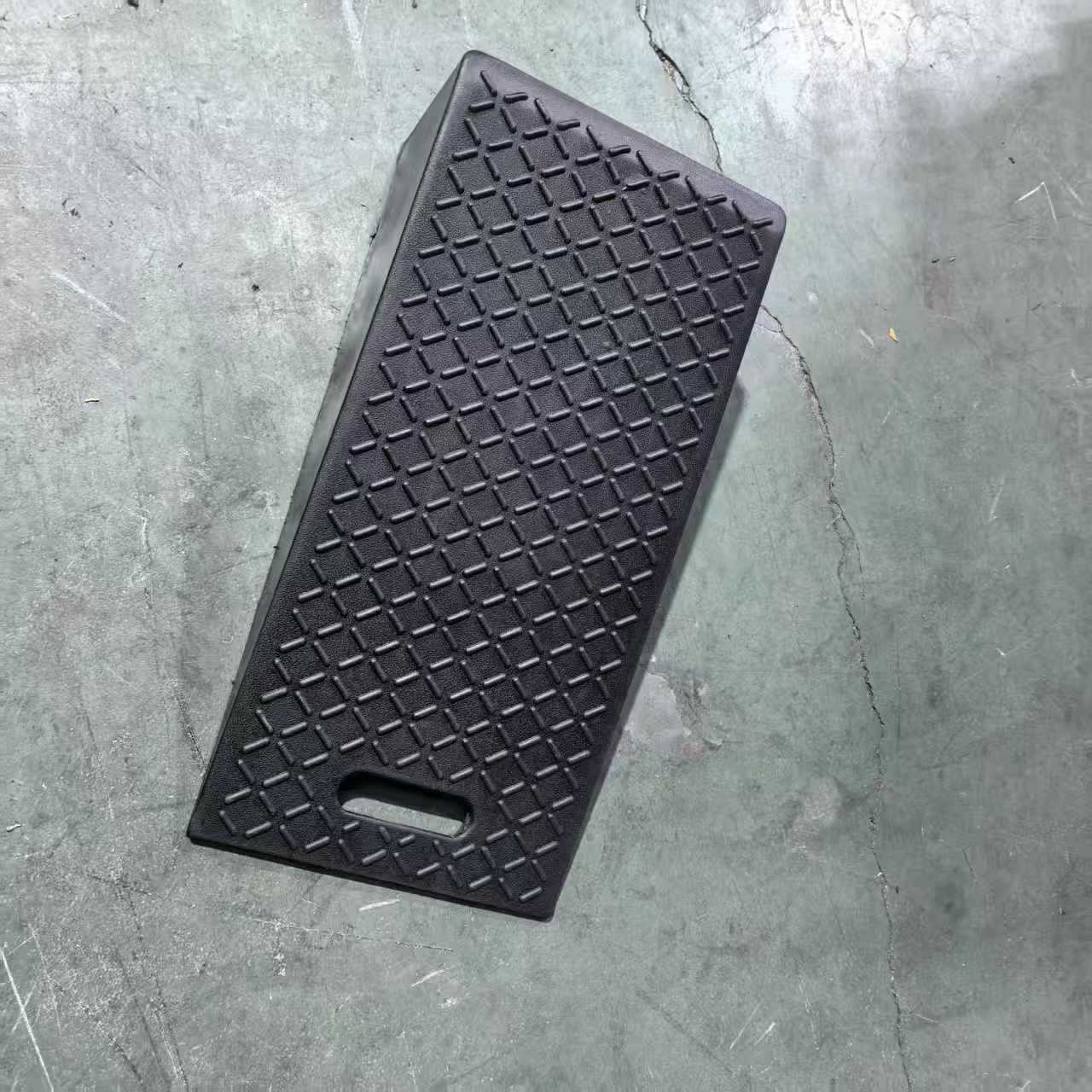 厂家 300*600*160 300*600*190橡胶台阶马路牙子便利手提坡道
