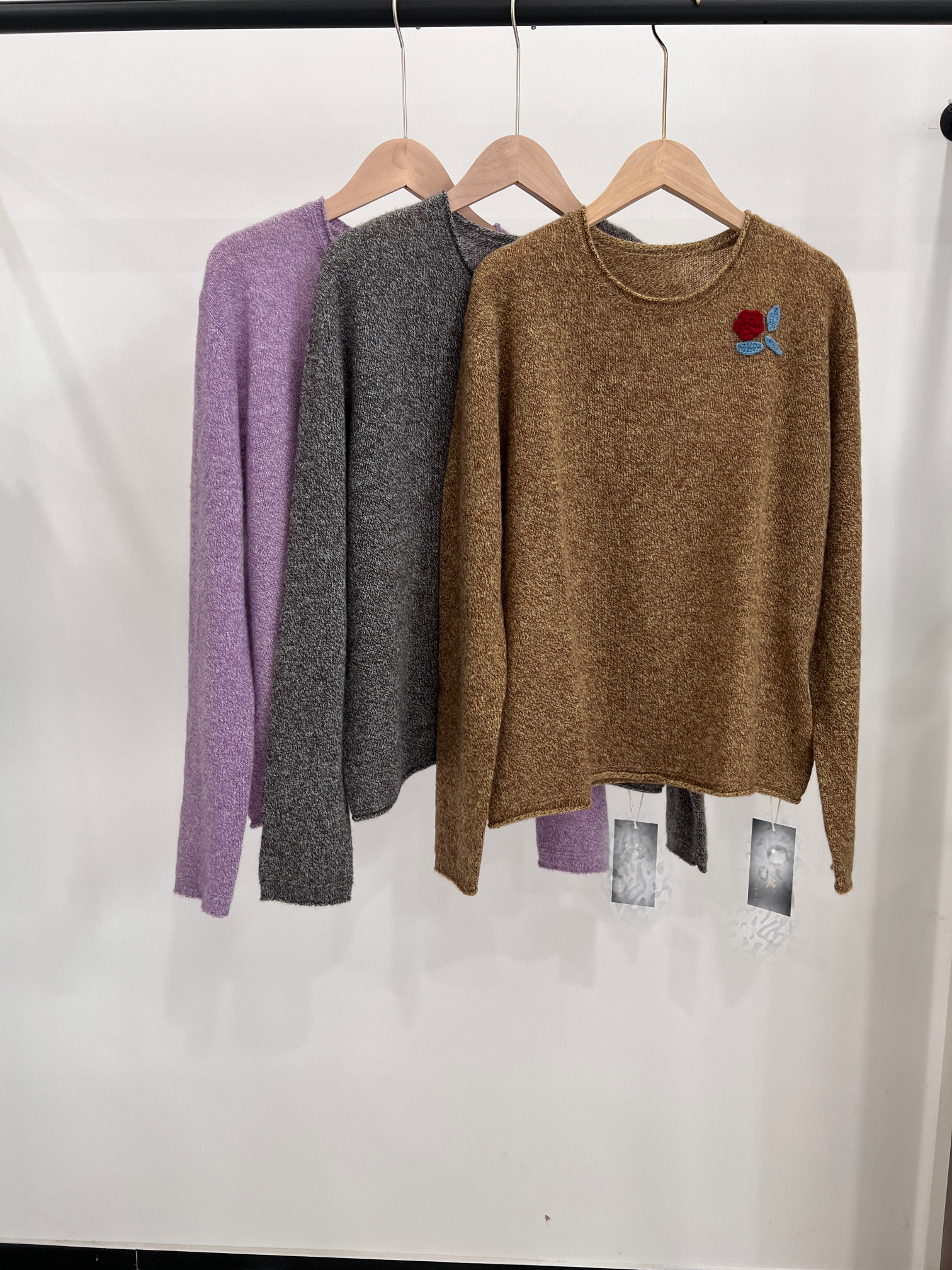 爆款 100%山羊绒衫女圆领套头毛衣宽松慵懒风针织打底衫2025新款