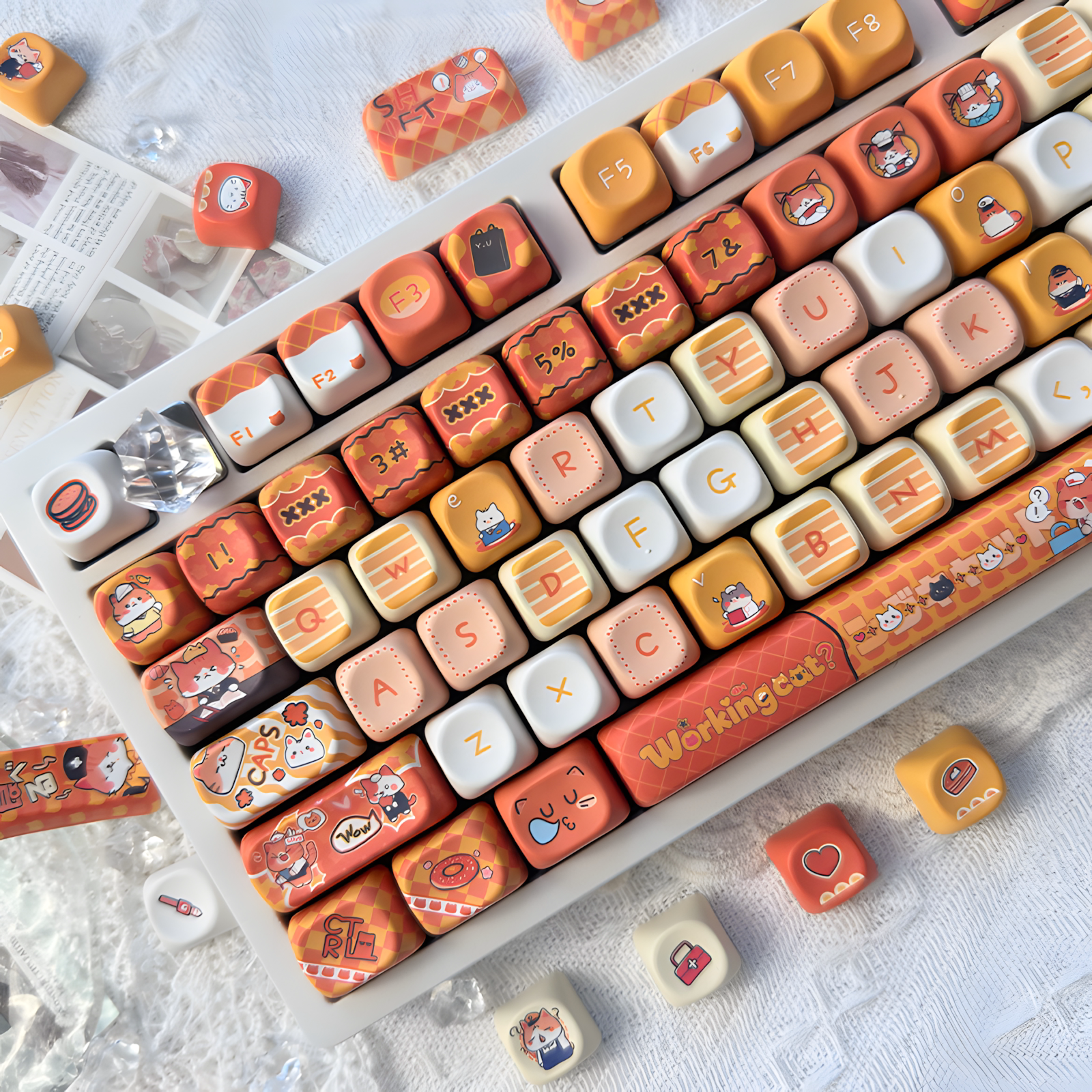 蹦蹦studio键盘原厂打工猫客制化个性可爱原厂pbt热升华透光键帽
