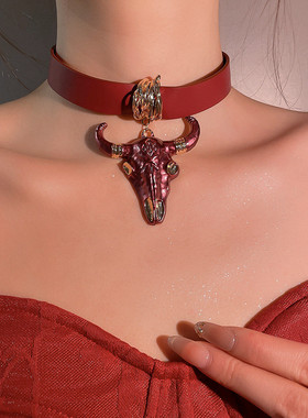 辣妹夸张牛头吊坠项链锁骨链颈链