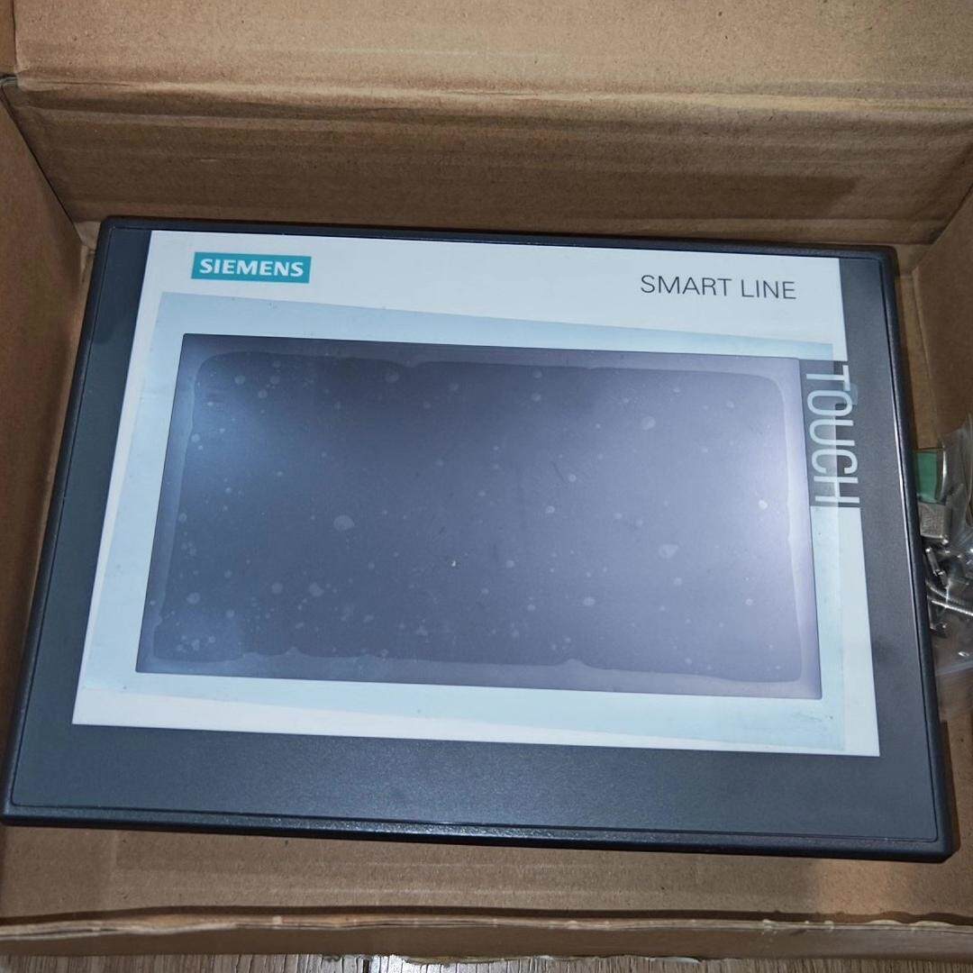 议价6AV6 648-0CC11-3AX0 工控触摸屏 SMART LINE TOUCH维修