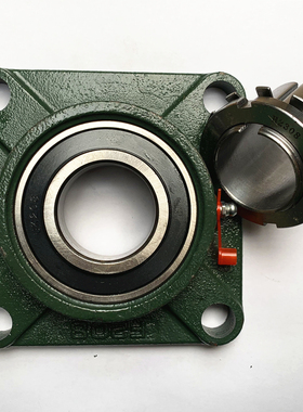 带紧定套外球面轴承UKF205 206 207 208 209 210 211 212 214 215