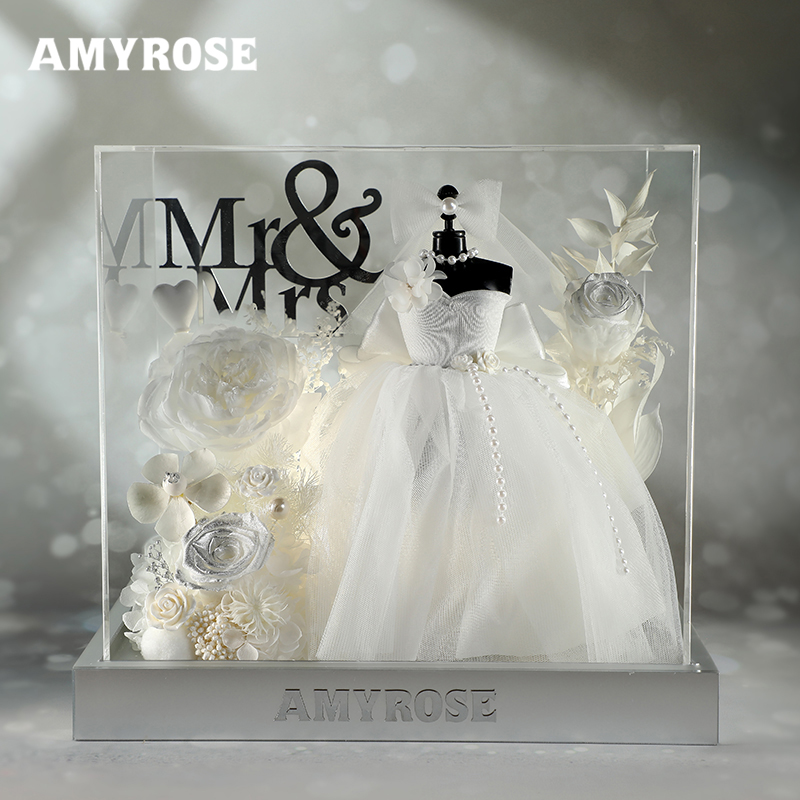 永生花婚纱高级感摆件结婚礼物送朋友情人节送女朋友闺蜜老婆求婚