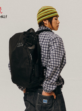 【RAB联名】GRAMICCI小野人户外攀岩多种携带方式双肩包QAQ-39