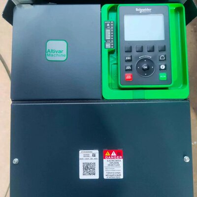 议价ATV930D90N4 三相变频器 90KW 125 380-480V 50/60Hz维修