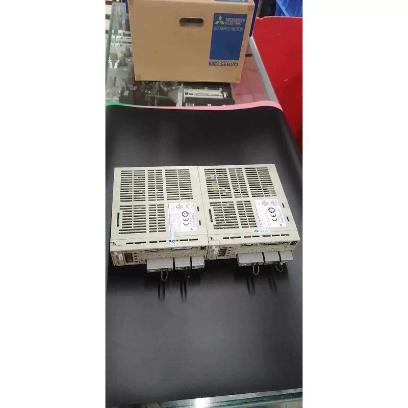 议价SGDM-10ADA伺服驱动器9成新保质三个月 议价