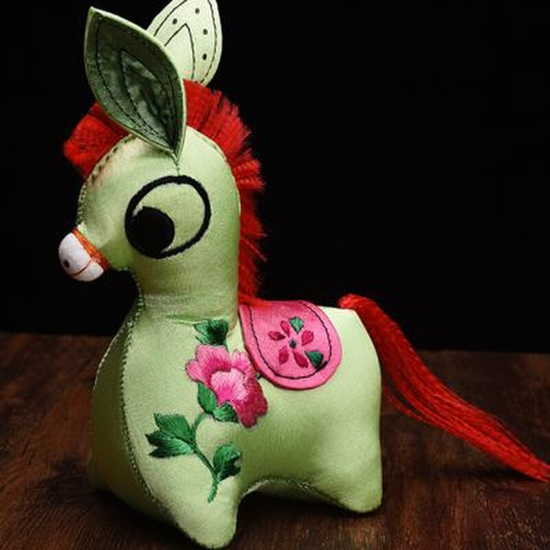 中秋节刘兰芳庆阳香包绣花毛驴特色手工艺品家居装饰节庆礼物