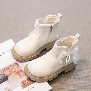 真皮女童马丁靴儿童白色软底短靴洋气2025秋冬新款女宝靴子公主风