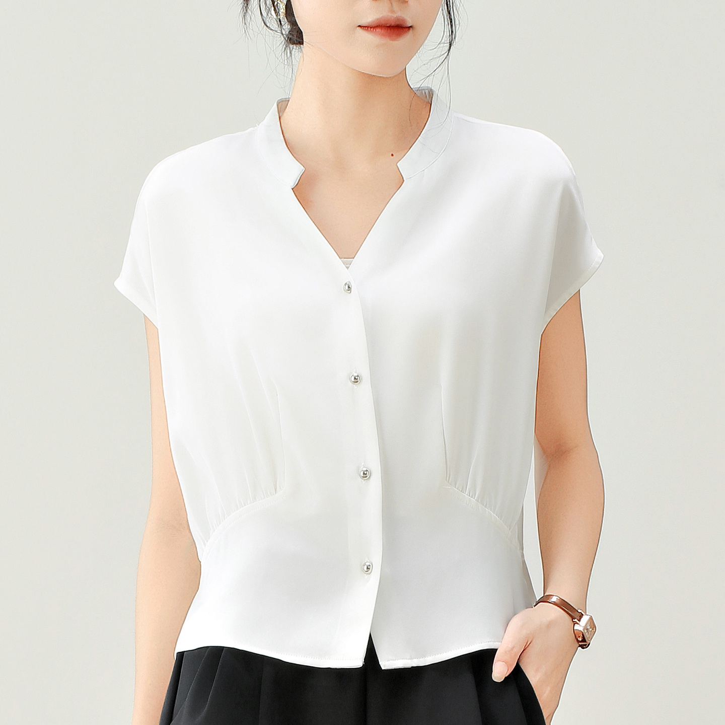 设计感小众独特立领衬衫女夏2025年新款宽松显瘦短袖t恤开衫上衣