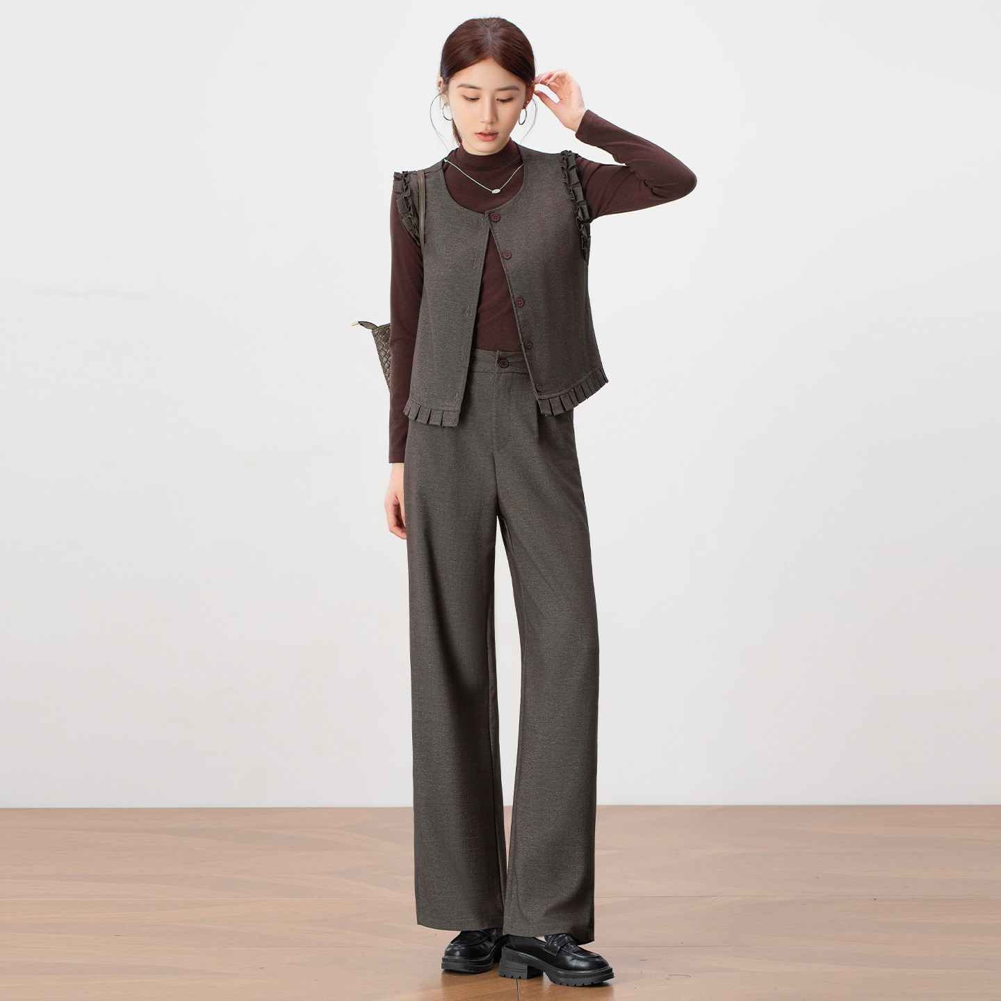 高级感气质减龄时尚套装女春季2026新款显瘦马甲内搭阔腿裤三件套,女装/女士精品,时尚套装,淘宝优惠券,粉丝福利购,淘宝优惠卷