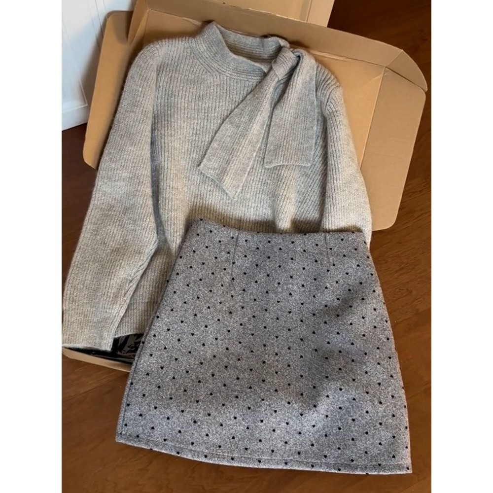 灰色针织毛衣套装裙子女秋冬季新款小个子香风韩系穿搭感