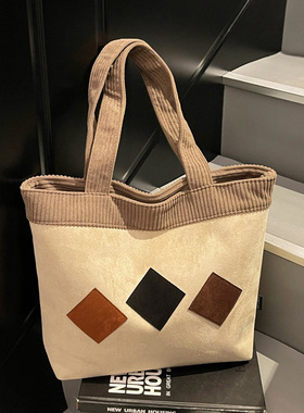 新款简约时尚腋下托特包今年流行时尚复古通勤单肩包女大容量