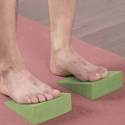 瑜伽砖深蹲楔形块小腿抬高拉伸抬脚跟斜板健身举重训练坡道EVA