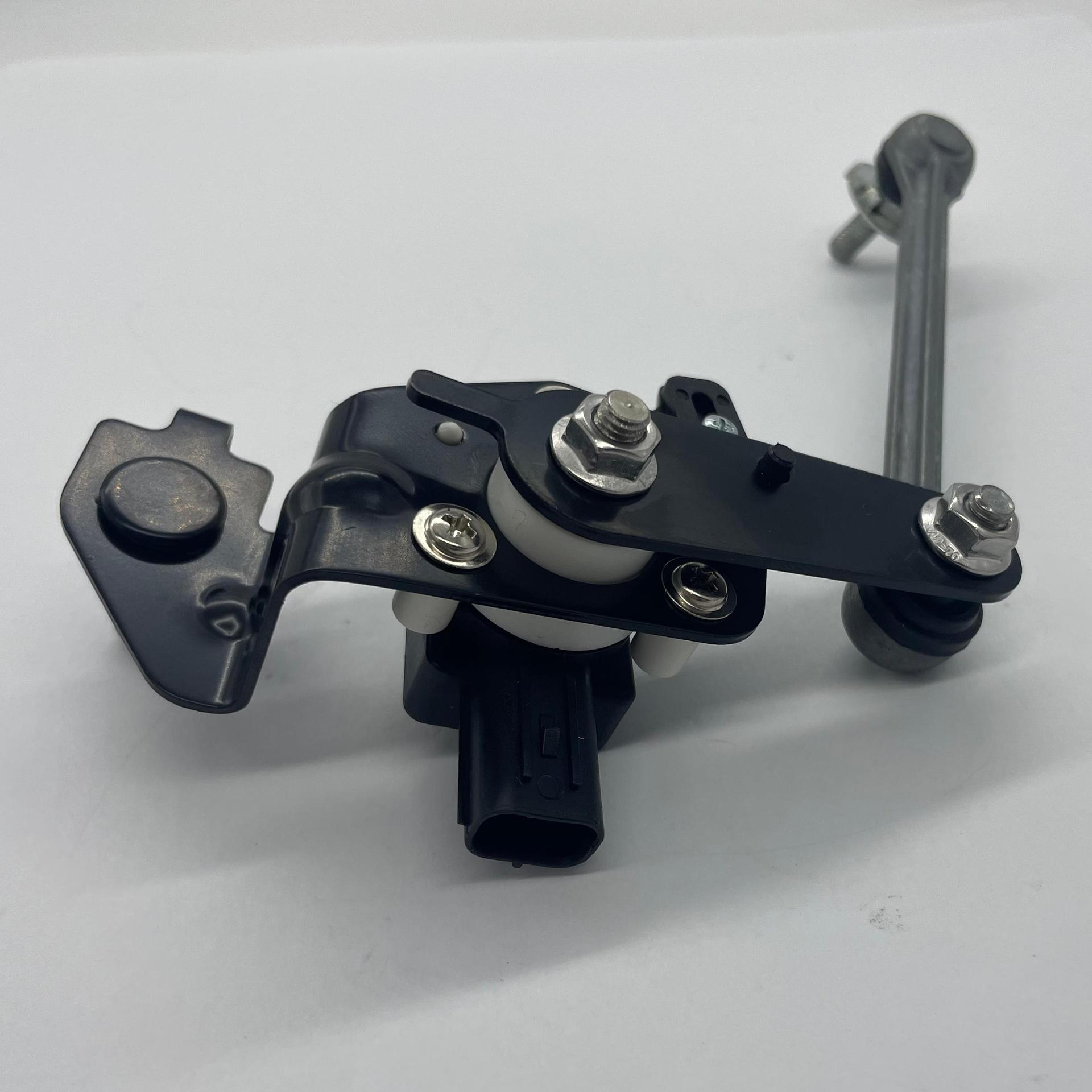 适用于丰田高度水平传感器RH3769  924-778  8940834030