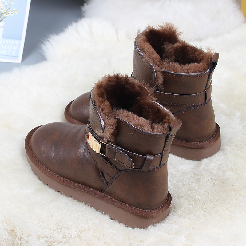 皮面雪地靴女加厚羊毛保暖防滑靴