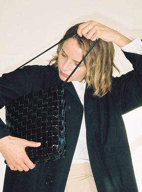 授权正品idee fixe格鲁吉亚小众设计轻奢手工编织单肩斜跨包牛皮