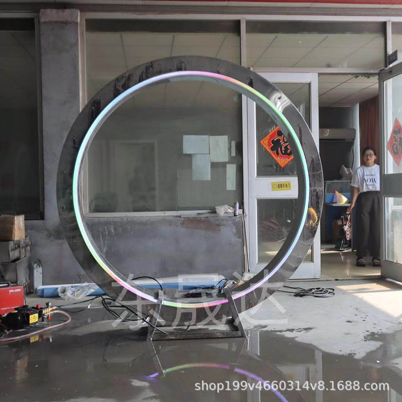 网红互动打卡道具水雾门烟雾门创意人造雾园林景观雾森系统雾森门