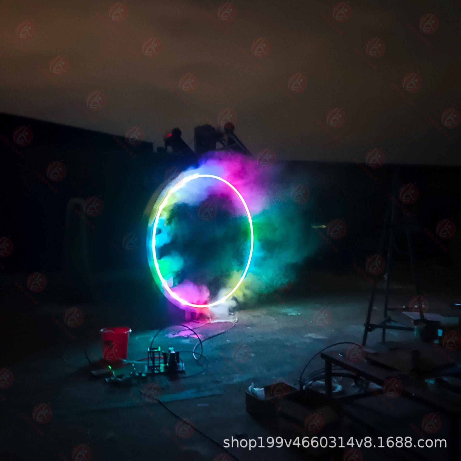 景区公园网红互动不锈钢LED发光圆环喷雾 景观雕塑雾化门互动道具